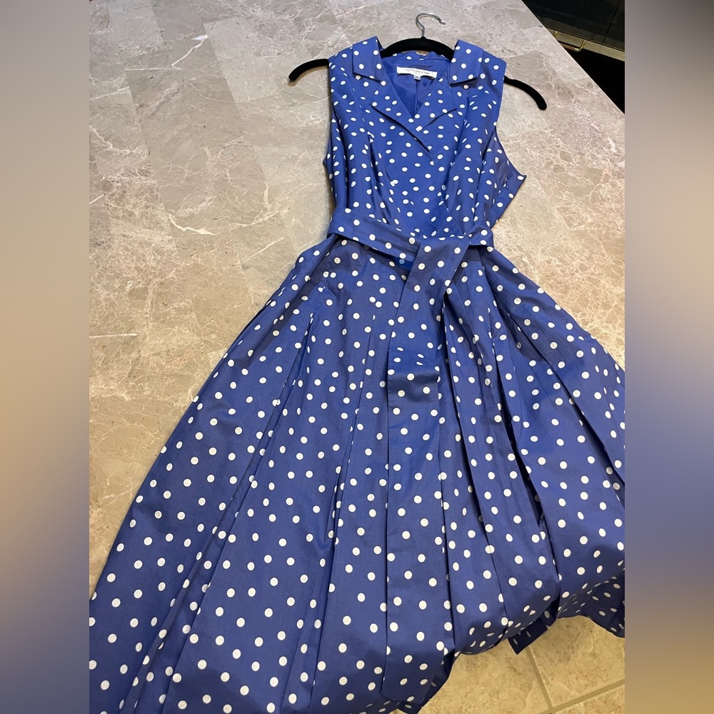 Evan Picone Sleeveless Dress with Collared Neck in Purple with White Polka Dots